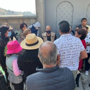 ATIENDEN AYUNTAMIENTO DE TOLUCA Y ORGANISMO AGUA Y SANEAMIENTO A VECINOS DEL BARRIO LA TERESONA