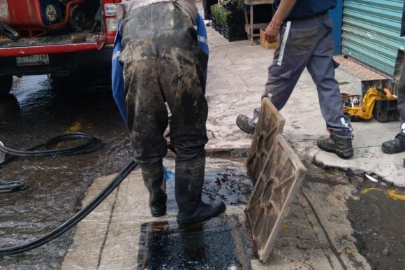 ATIENDE AGUA Y SANEAMIENTO DE TOLUCA A USUARIOS DE CAPULTITLÁN